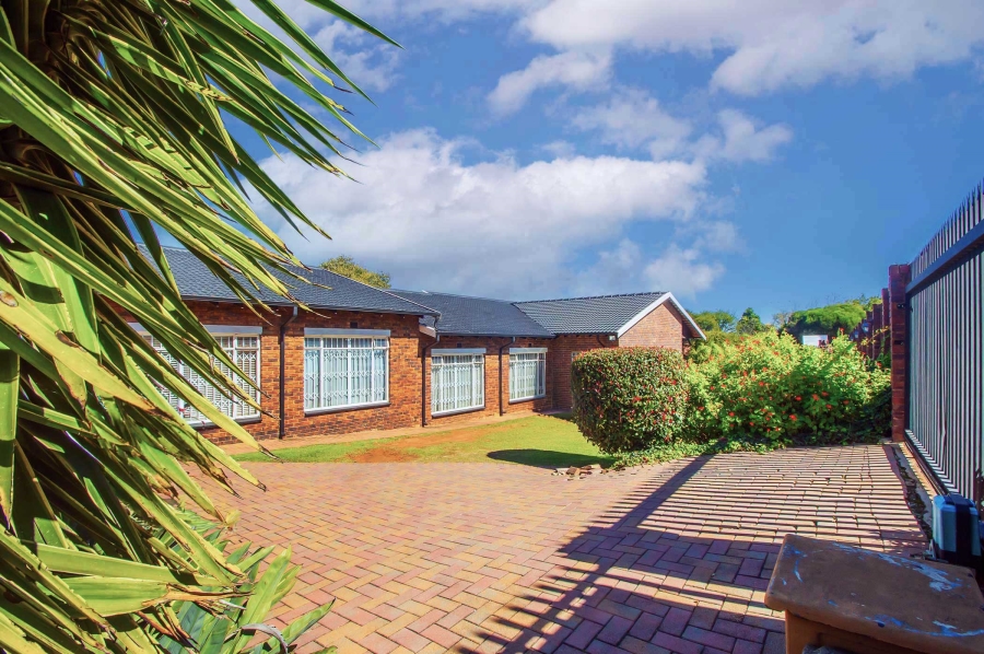 4 Bedroom Property for Sale in Noordheuwel Gauteng