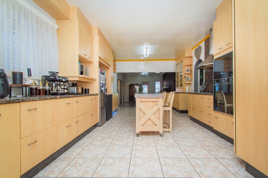 4 Bedroom Property for Sale in Noordheuwel Gauteng