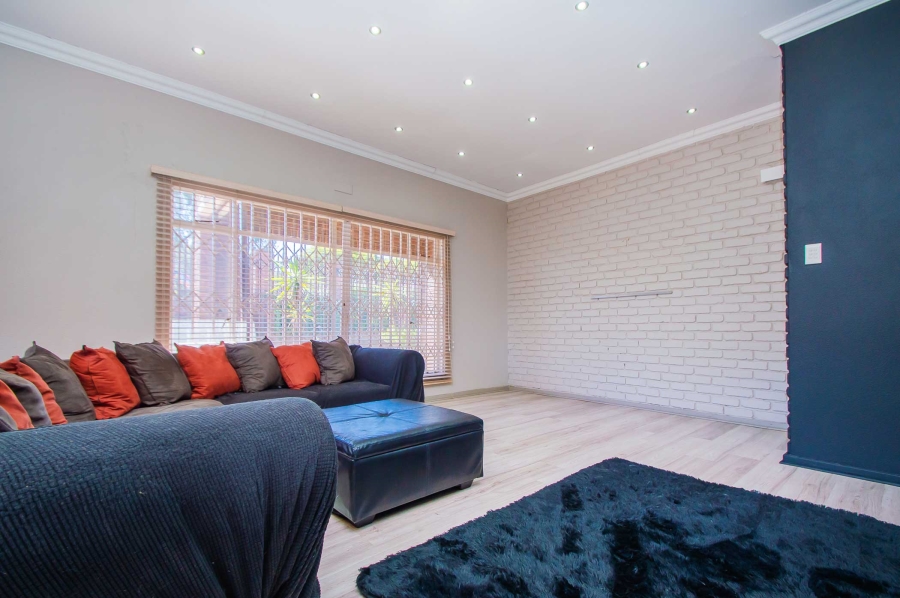 4 Bedroom Property for Sale in Noordheuwel Gauteng