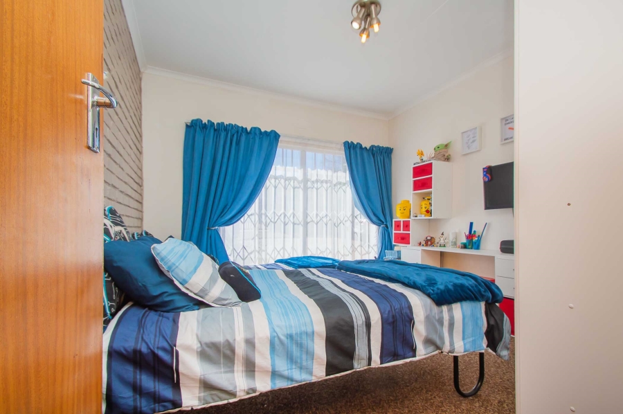 4 Bedroom Property for Sale in Noordheuwel Gauteng