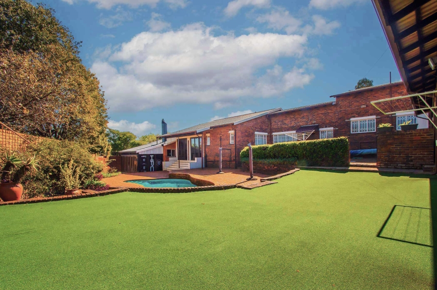 4 Bedroom Property for Sale in Noordheuwel Gauteng