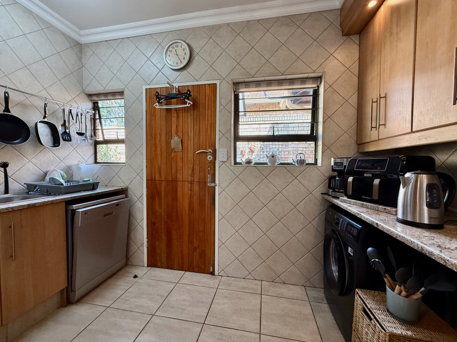 3 Bedroom Property for Sale in Equestria Gauteng