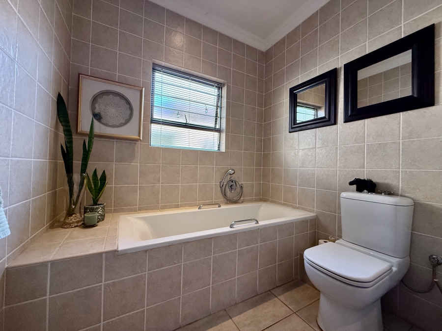 3 Bedroom Property for Sale in Equestria Gauteng
