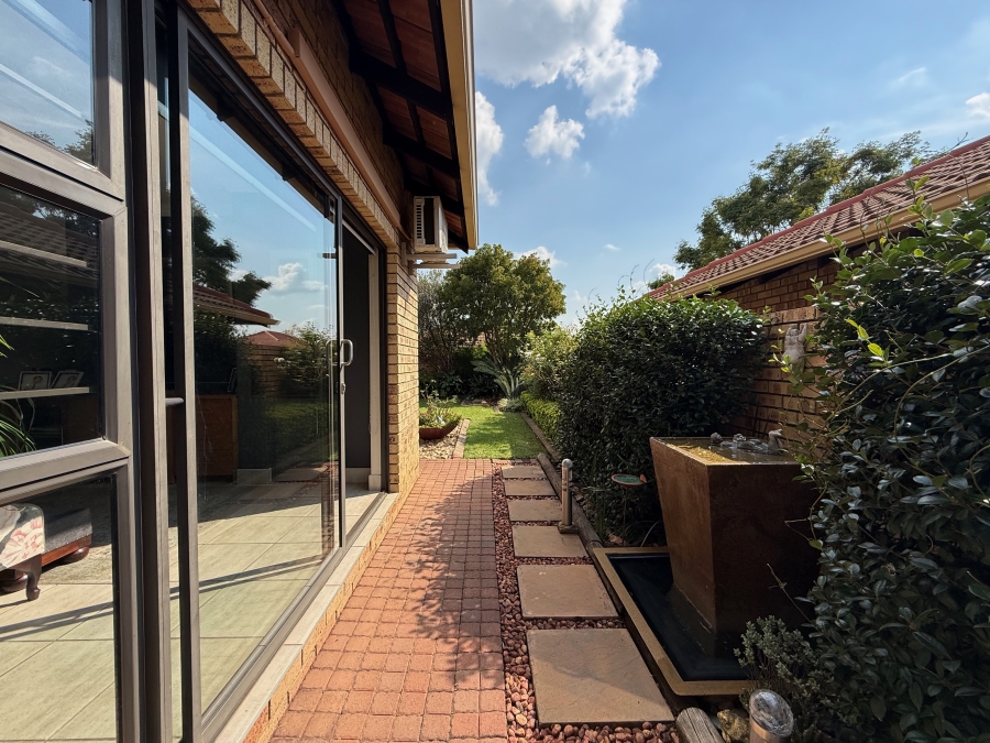 3 Bedroom Property for Sale in Equestria Gauteng