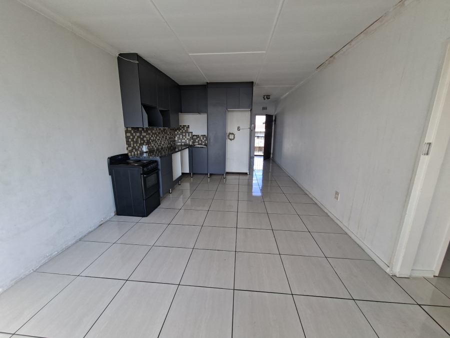 To Let 2 Bedroom Property for Rent in Dinwiddie Gauteng