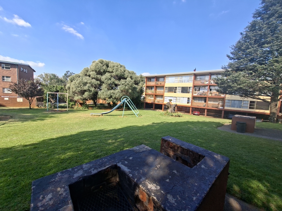 To Let 2 Bedroom Property for Rent in Dinwiddie Gauteng