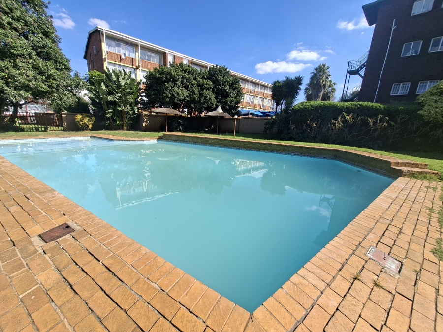 To Let 2 Bedroom Property for Rent in Dinwiddie Gauteng