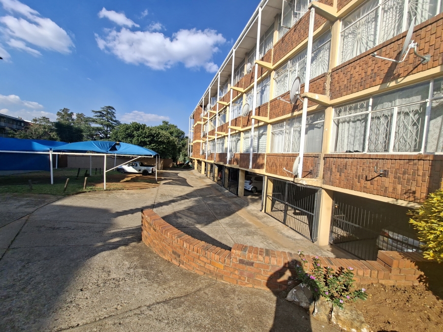 To Let 2 Bedroom Property for Rent in Dinwiddie Gauteng