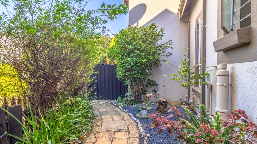 2 Bedroom Property for Sale in Douglasdale Gauteng