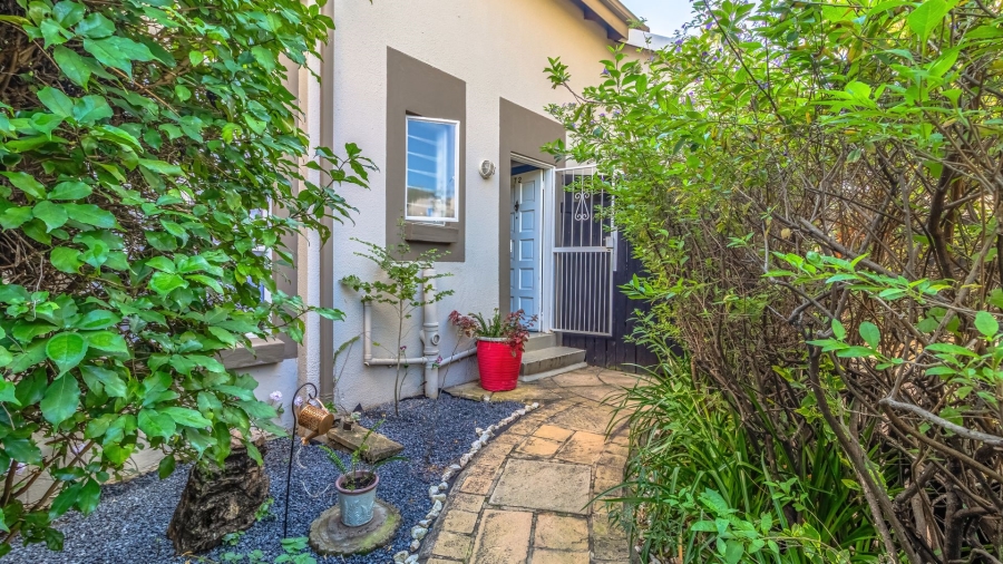 2 Bedroom Property for Sale in Douglasdale Gauteng