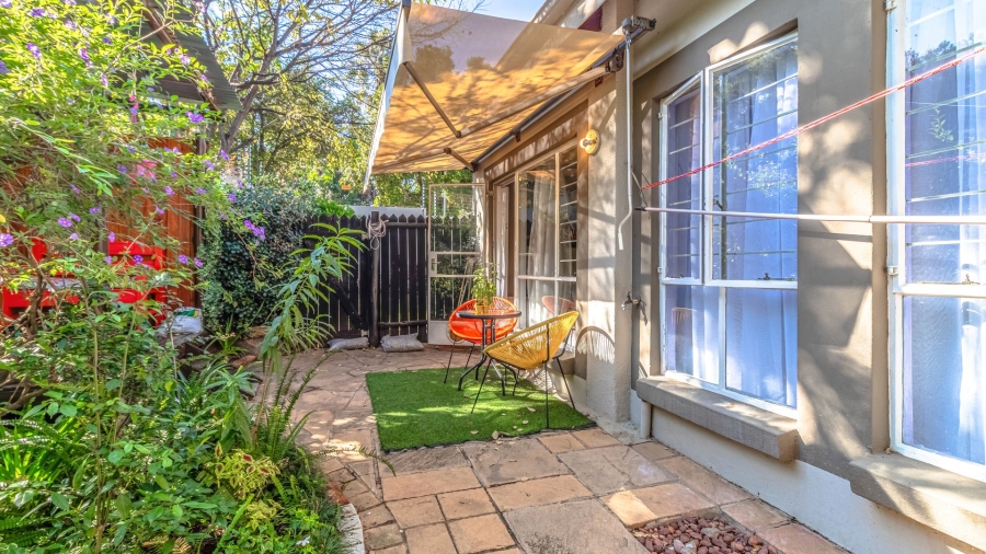 2 Bedroom Property for Sale in Douglasdale Gauteng