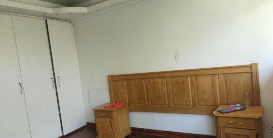 4 Bedroom Property for Sale in Laudium Gauteng