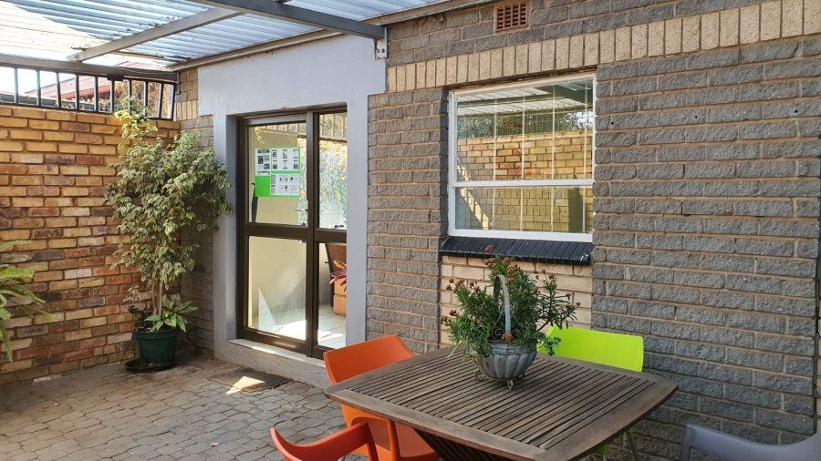 Commercial Property for Sale in Geduld Ext 1 Gauteng