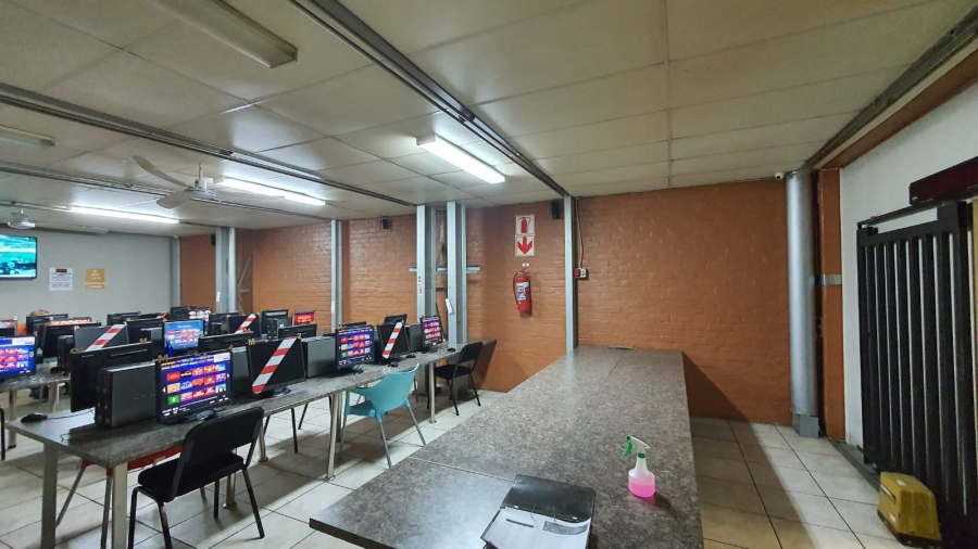 Commercial Property for Sale in Geduld Ext 1 Gauteng