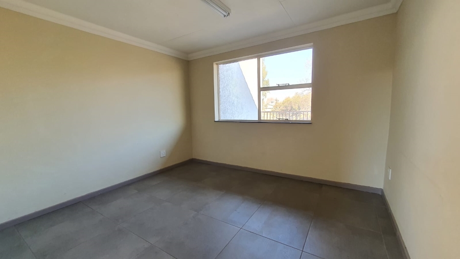 Commercial Property for Sale in Geduld Ext 1 Gauteng