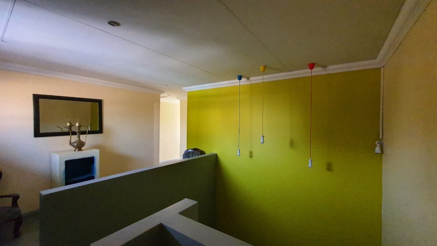 Commercial Property for Sale in Geduld Ext 1 Gauteng