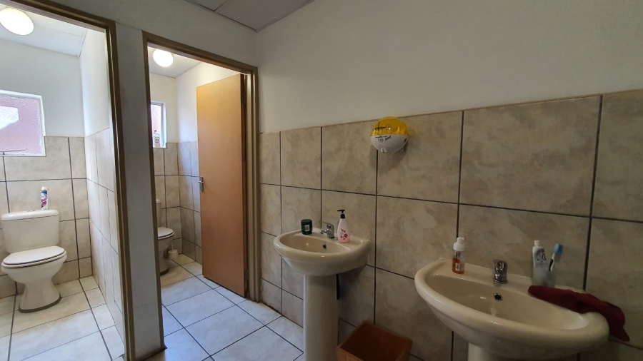 Commercial Property for Sale in Geduld Ext 1 Gauteng