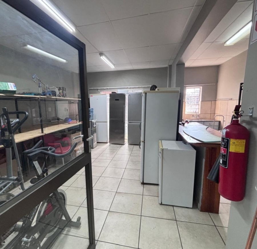 Commercial Property for Sale in Geduld Ext 1 Gauteng
