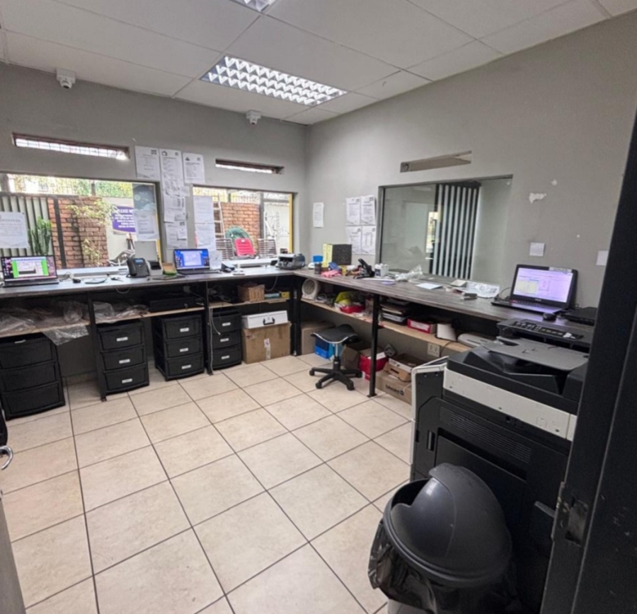 Commercial Property for Sale in Geduld Ext 1 Gauteng