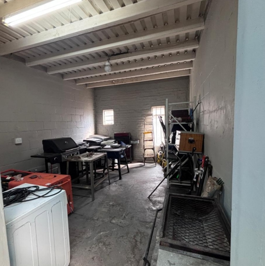 Commercial Property for Sale in Geduld Ext 1 Gauteng