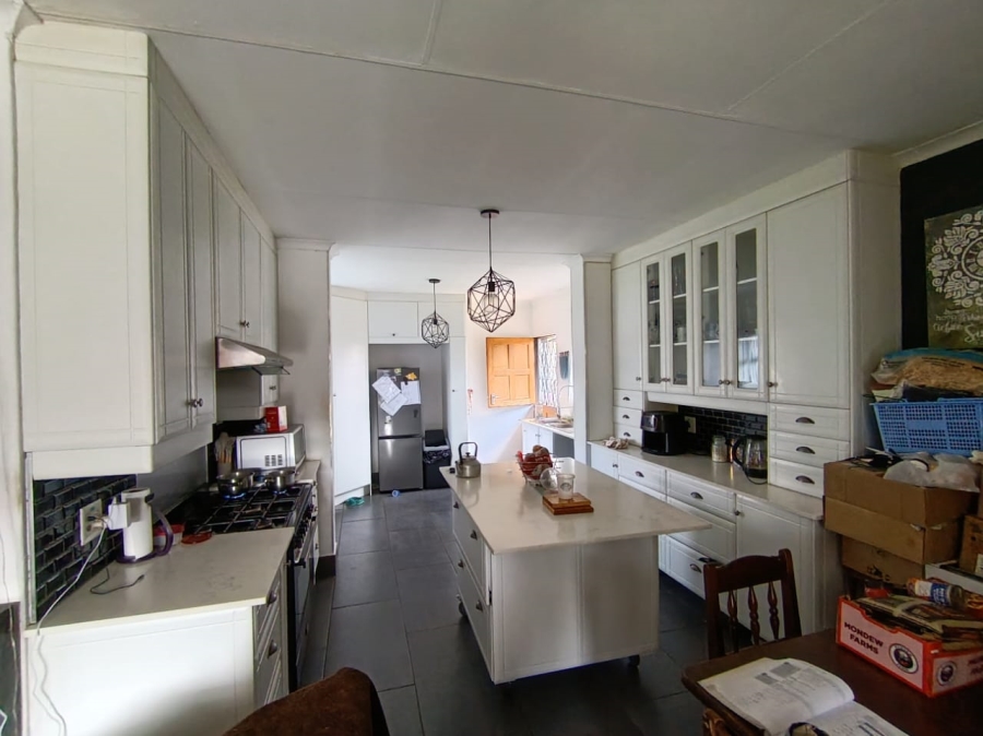 3 Bedroom Property for Sale in Crystal Park Gauteng