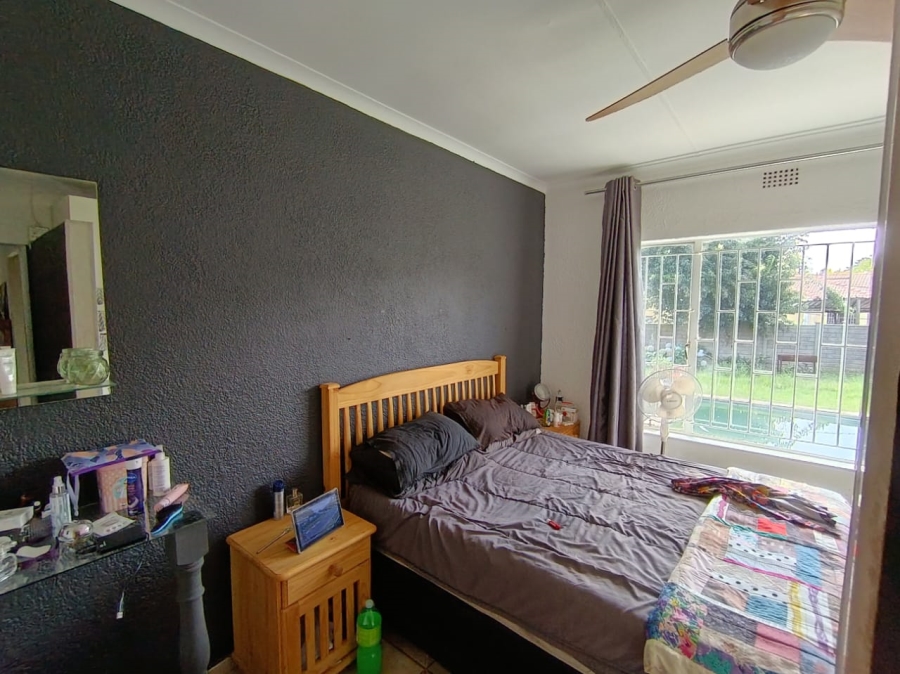 3 Bedroom Property for Sale in Crystal Park Gauteng