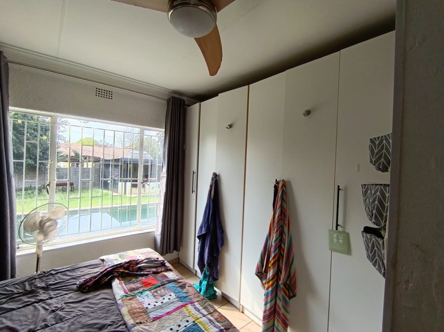 3 Bedroom Property for Sale in Crystal Park Gauteng