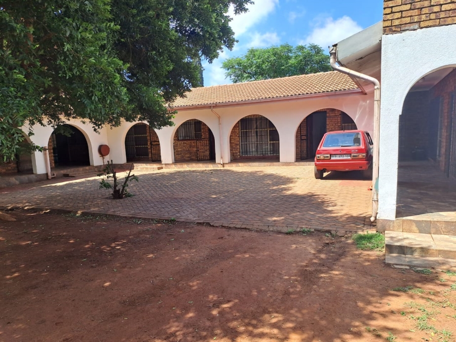 0 Bedroom Property for Sale in Bakerton Gauteng