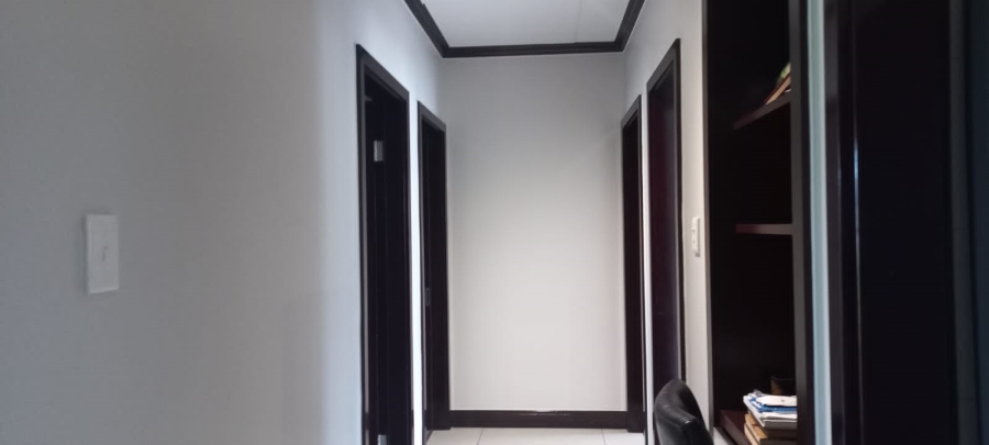 To Let 3 Bedroom Property for Rent in Maroeladal Gauteng