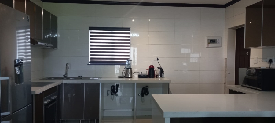 To Let 3 Bedroom Property for Rent in Maroeladal Gauteng
