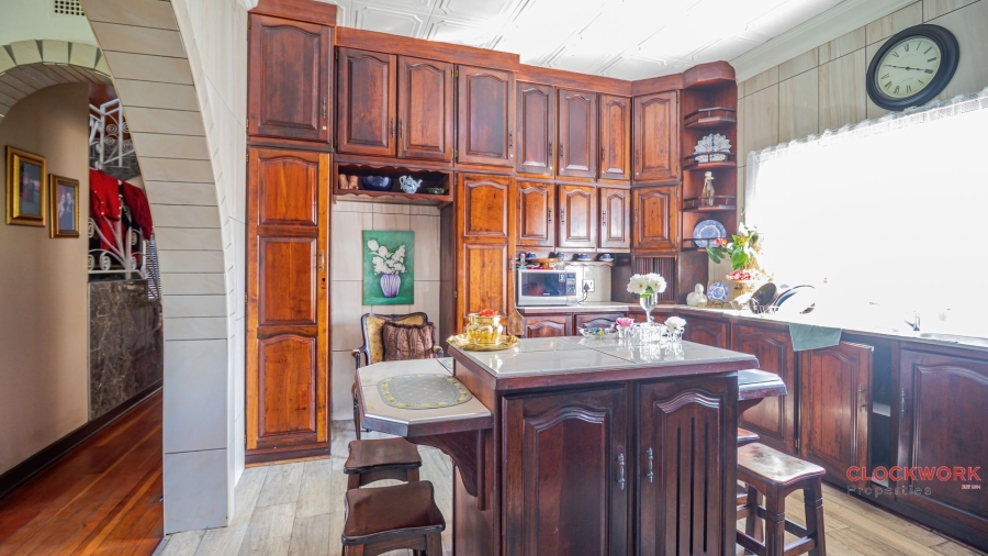 5 Bedroom Property for Sale in Dalview Gauteng