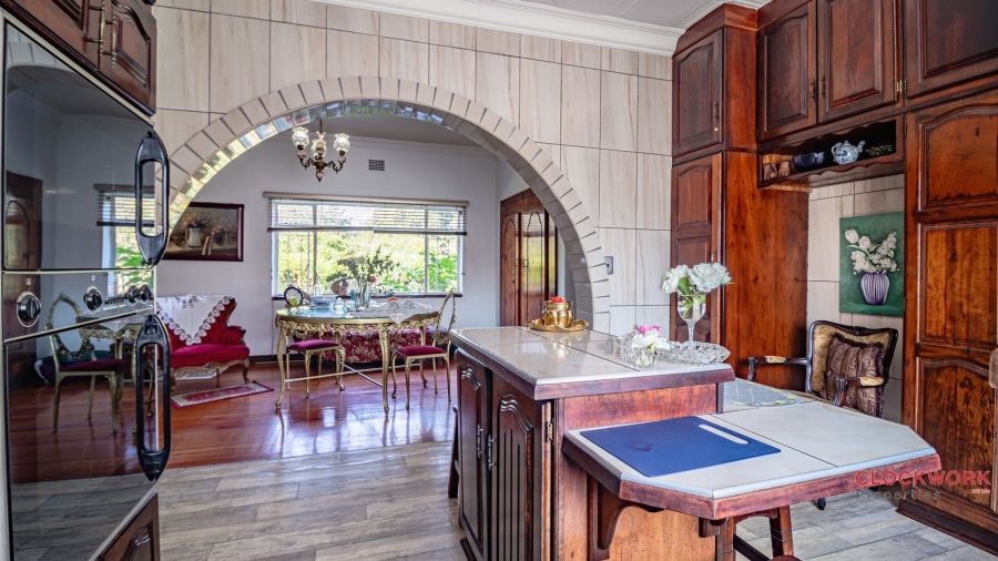 5 Bedroom Property for Sale in Dalview Gauteng