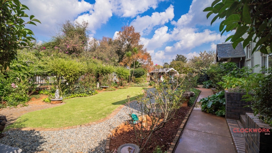 5 Bedroom Property for Sale in Dalview Gauteng