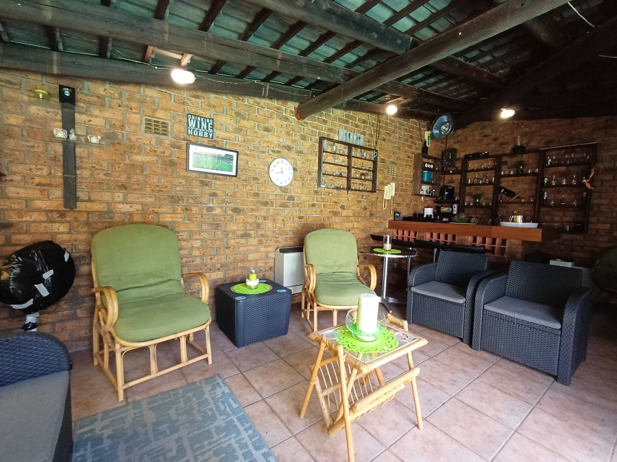 5 Bedroom Property for Sale in Eastleigh Gauteng