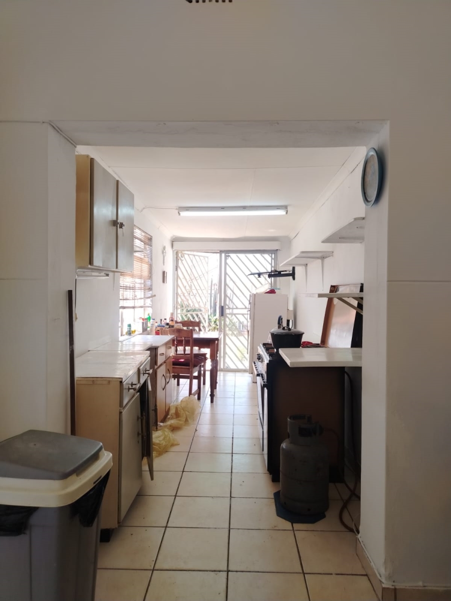 3 Bedroom Property for Sale in Wychwood Gauteng