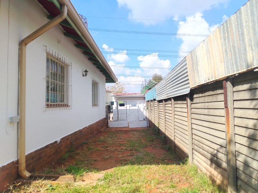 3 Bedroom Property for Sale in Wychwood Gauteng