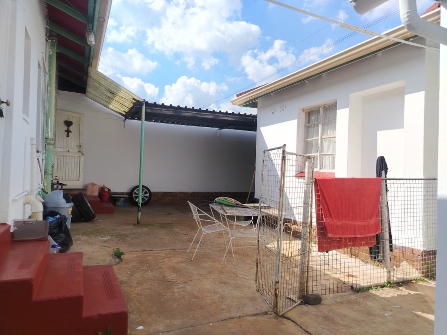 3 Bedroom Property for Sale in Wychwood Gauteng