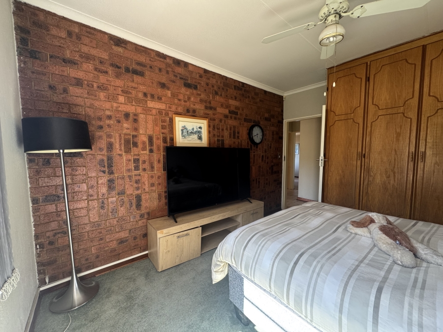 3 Bedroom Property for Sale in Mayberry Park Gauteng