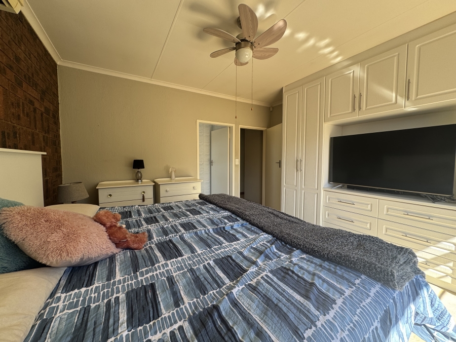 3 Bedroom Property for Sale in Mayberry Park Gauteng