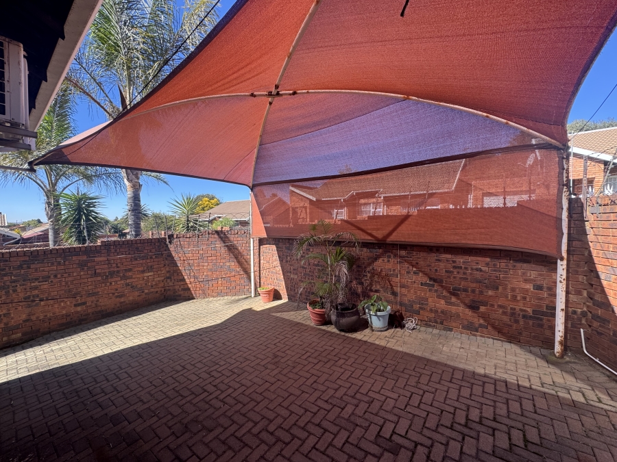 3 Bedroom Property for Sale in Mayberry Park Gauteng