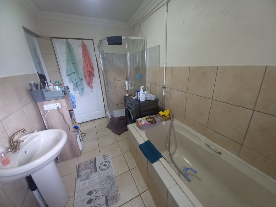 To Let 2 Bedroom Property for Rent in Northmead Gauteng
