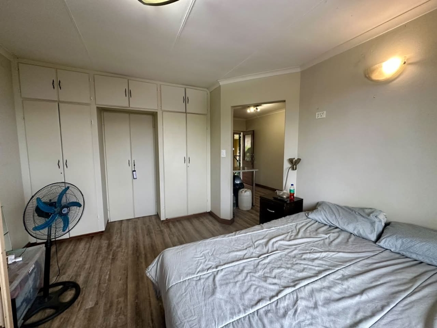 1 Bedroom Property for Sale in Wapadrand Gauteng