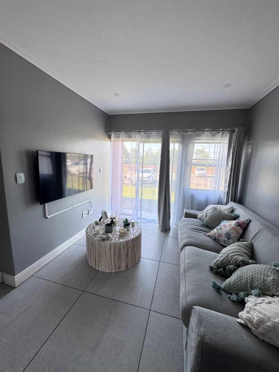 1 Bedroom Property for Sale in Montana Gauteng