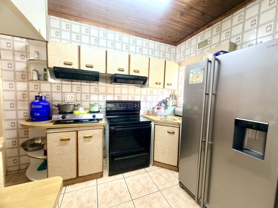5 Bedroom Property for Sale in Rynsoord Gauteng