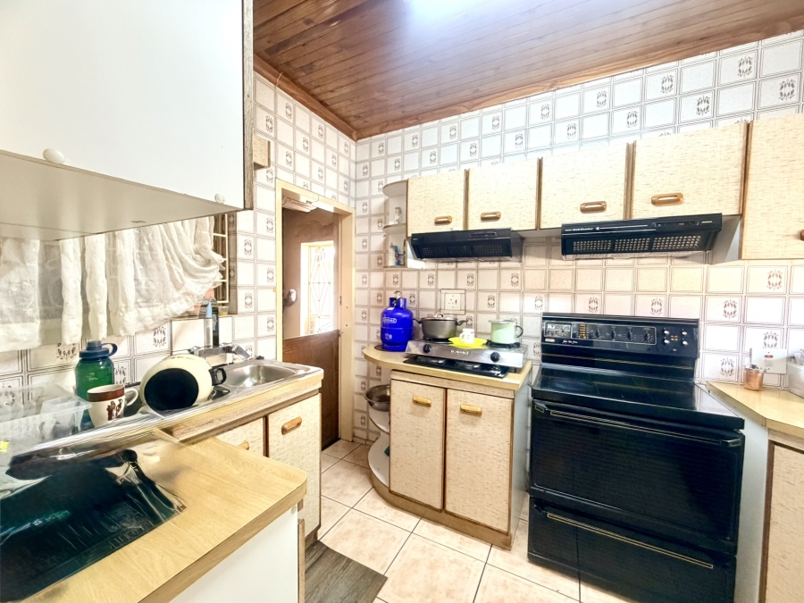 5 Bedroom Property for Sale in Rynsoord Gauteng