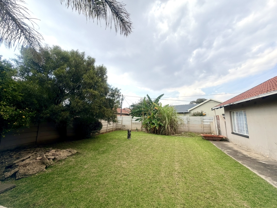 5 Bedroom Property for Sale in Rynsoord Gauteng