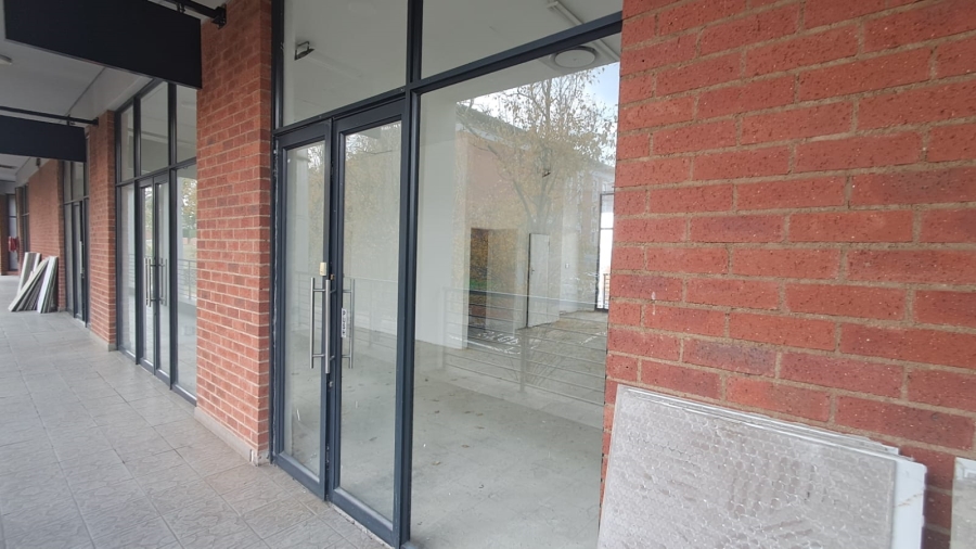 To Let Commercial Property for Rent in Zwartkop Gauteng