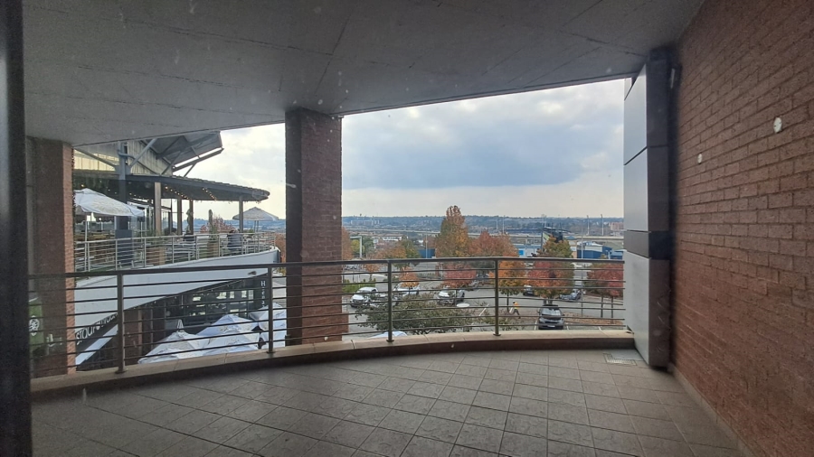To Let Commercial Property for Rent in Zwartkop Gauteng
