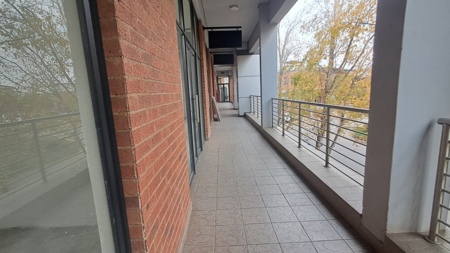 To Let Commercial Property for Rent in Zwartkop Gauteng