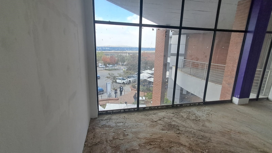 To Let Commercial Property for Rent in Zwartkop Gauteng